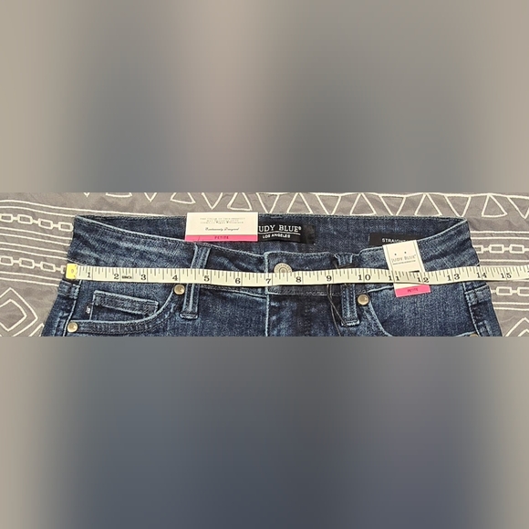 Judy Blue Midrise Tummy Control Straight Leg Jeans Size 5/27 Petite - Picture 7 of 9